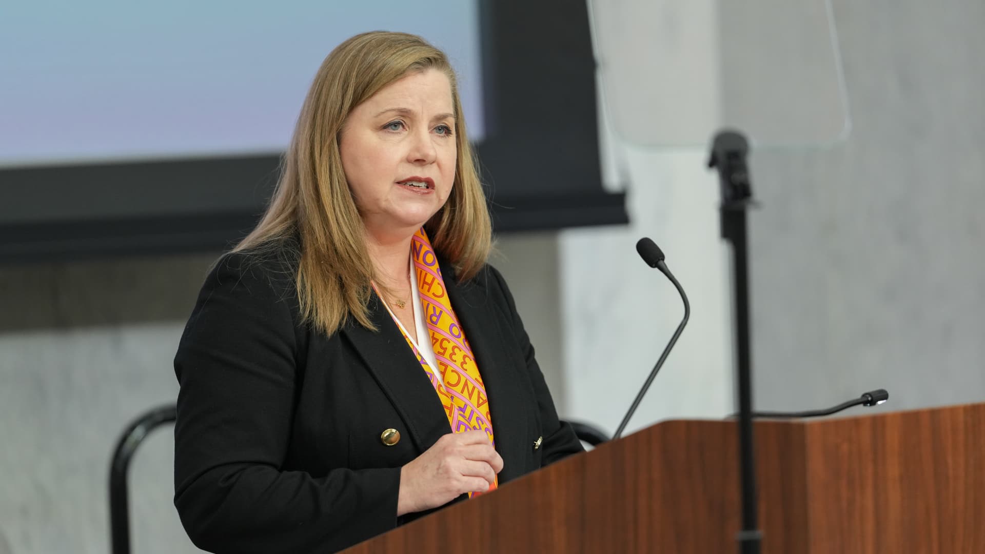“Regulators Abandon Climate Change Preparedness Rules for Banks”